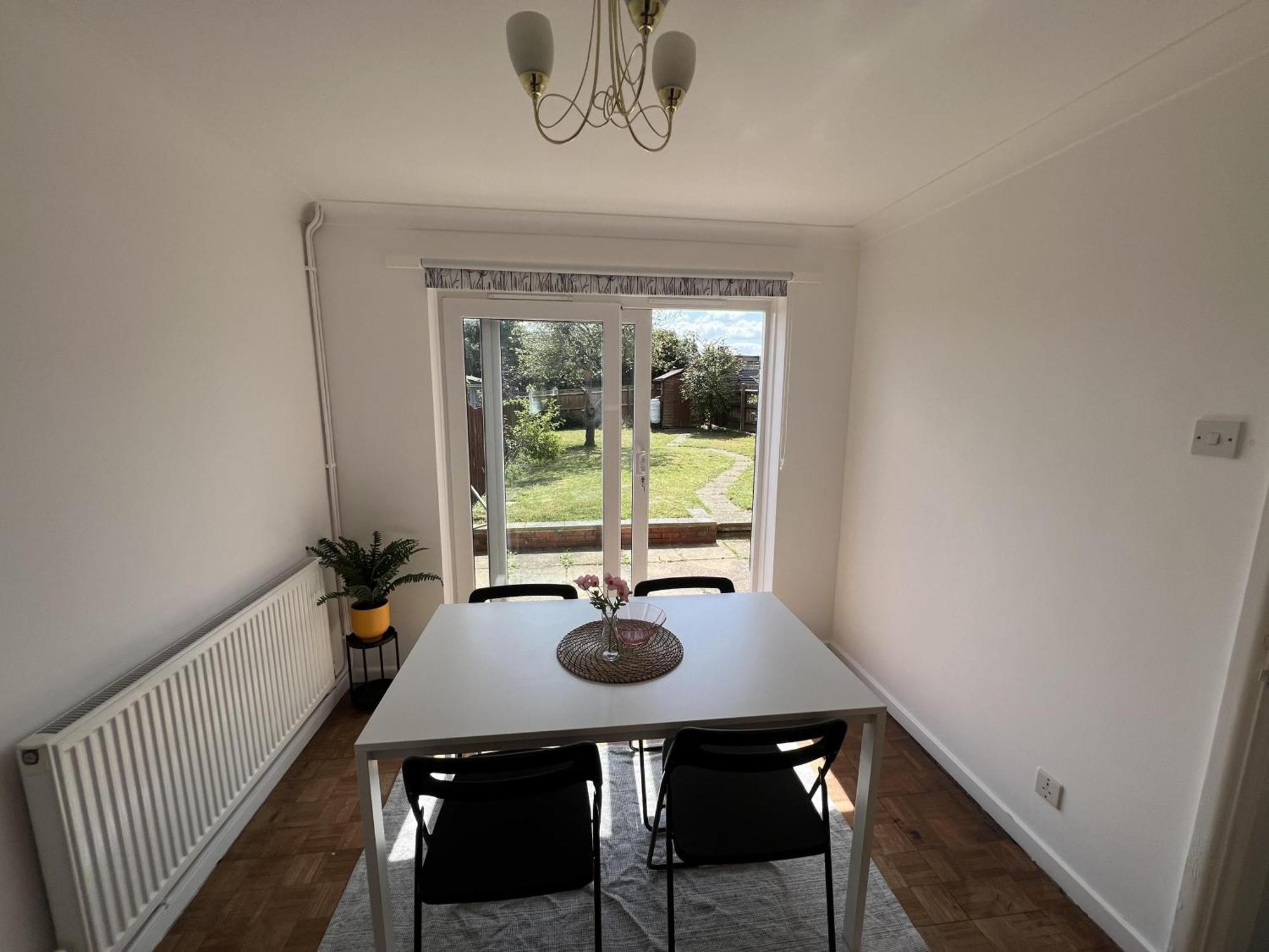 Charming 3-bed House In Holiday home Leighton Buzzard